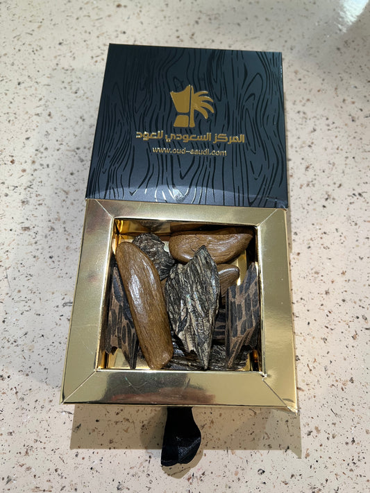 Mixed (Large) Oud Wood Chips + 3 Free Grams With a Gift Box